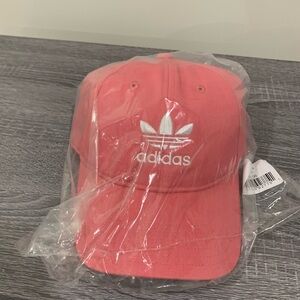 Adidas Relaxed Strapback Hat – salmon / pink & White – Brand New w/ Tags